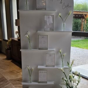 BACKDROP ARRONDI AVEC ÉTAGÈRE PERSONNALISE  dès 80 €